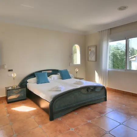 Santa Lucia Ho 6p Villa *